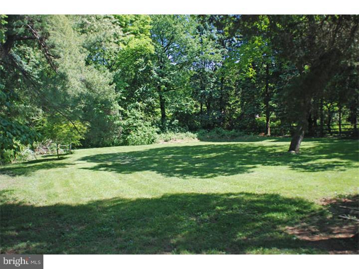 615 Country Club Road Phoenixville, PA 19460 - Photo 12 of 25 Back Yard