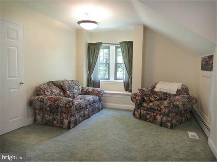 615 Country Club Road Phoenixville, PA 19460 - Photo 21 of 25 Gallery Image 21