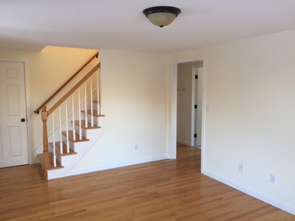 10 Paul Court Warren, RI 02885 - Photo 6 of 27 Gallery Image 6