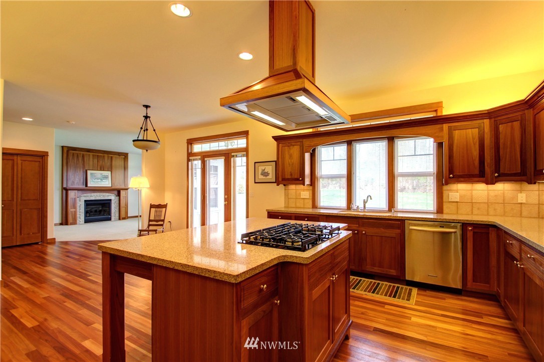 7011 Samish Heights Road Bow, WA 98232 - Photo 8 of 24 Gallery Image 8
