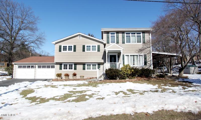40 Hassake Road Old Greenwich, CT 06870 - Photo 1 of 11 40 Hassake Rd