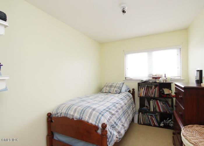 40 Hassake Road Old Greenwich, CT 06870 - Photo 9 of 11 40 Hassake Rd