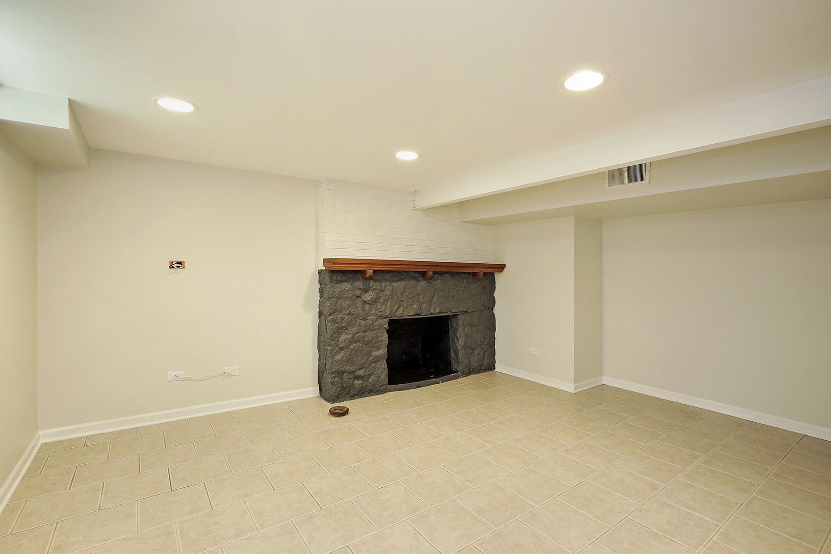 1027 Willow Road Winnetka, IL 60093 - Photo 14 of 15