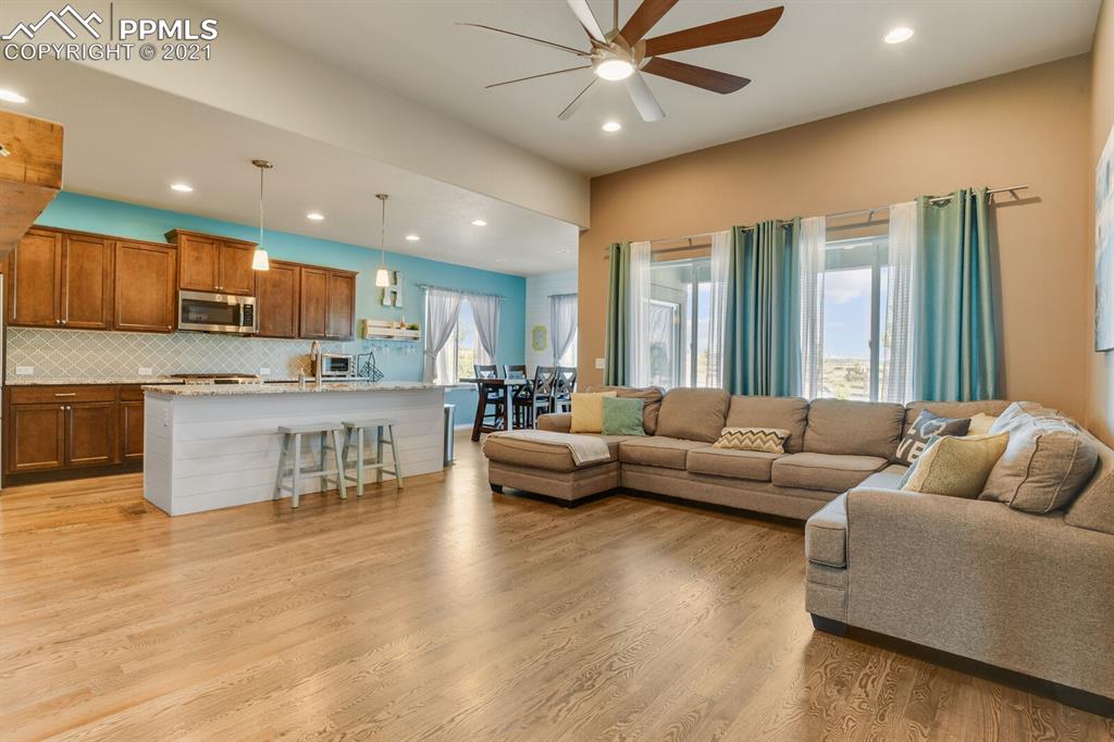 12449 Carmel Ridge Road Colorado Springs, CO 80921 - Photo 15 of 46