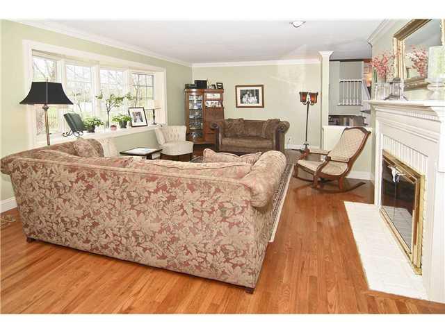 5785 Ravine Road Indianapolis, IN 46220 - Photo 3 of 12 Gallery Image 3
