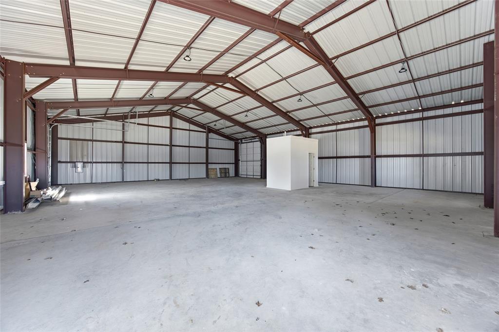 623 Lake Valley Road Sunset, TX 76270 - Photo 35 of 40