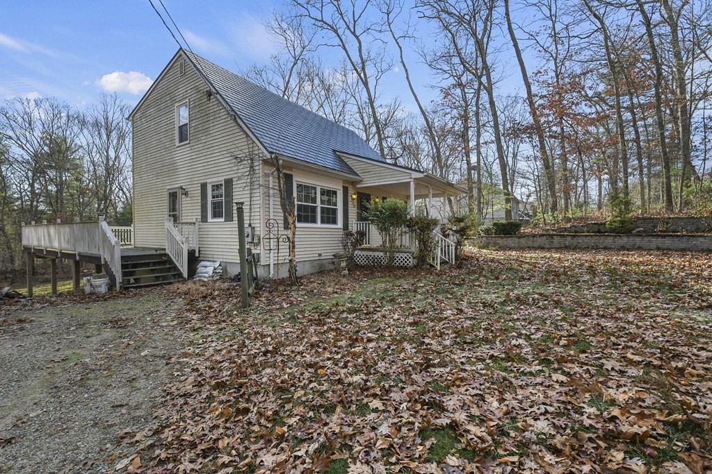 127 Labby Road North Grosvenordale, CT 06255 - Photo 28 of 33