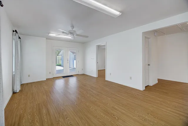 $375,000 | 106 Woodland Road, Lake Jackson, TX 77566