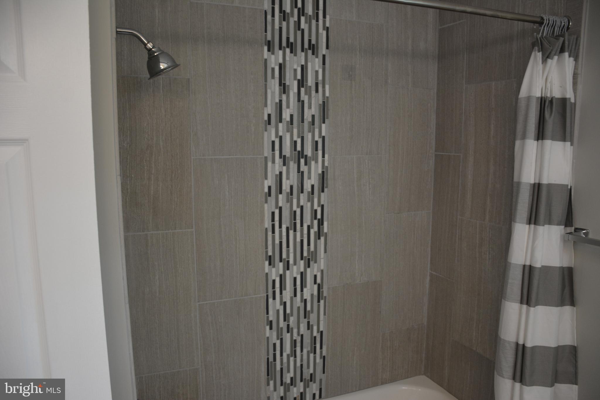 711 Brainerd Road Exton, PA 19341 - Photo 17 of 18 Hallway full bathroom