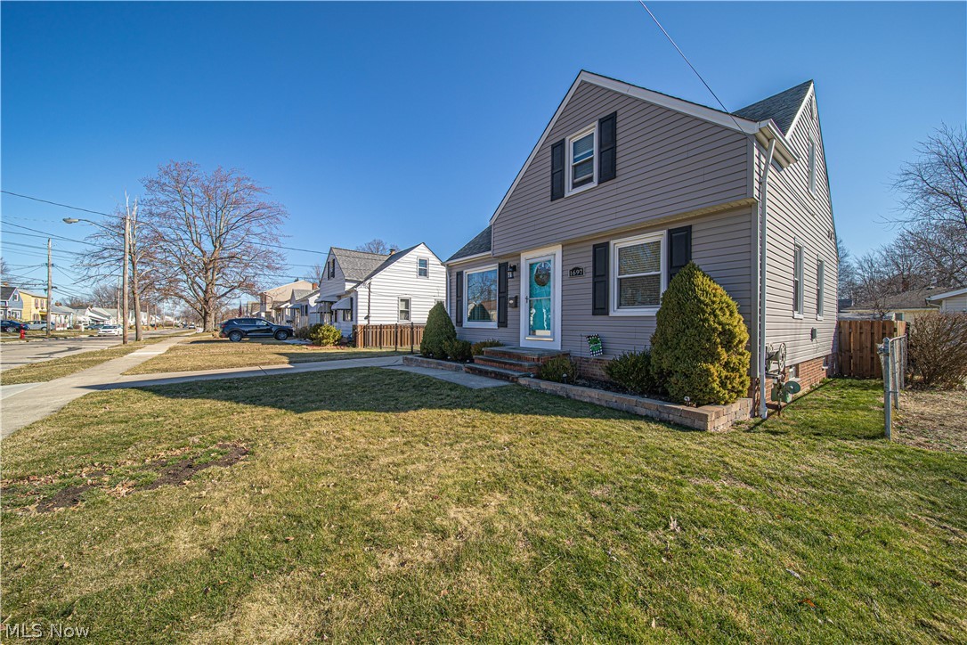 1697 Mapledale Road Wickliffe, OH 44092 - Photo 25 of 34 Gallery Image 25