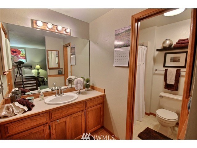 5004 Southeast 2nd Street Renton, WA 98059 - Photo 14 of 17