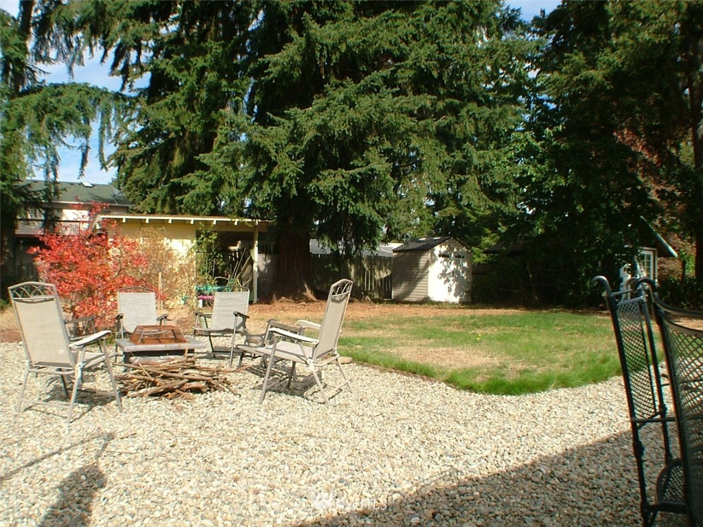 5004 Southeast 2nd Street Renton, WA 98059 - Photo 16 of 17