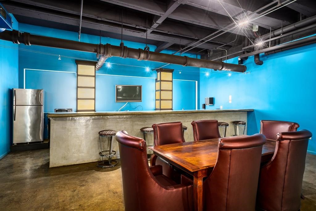 705 Main Street, Unit 311 Houston, TX 77002 - Photo 19 of 23 Additional view of the Community Party room.