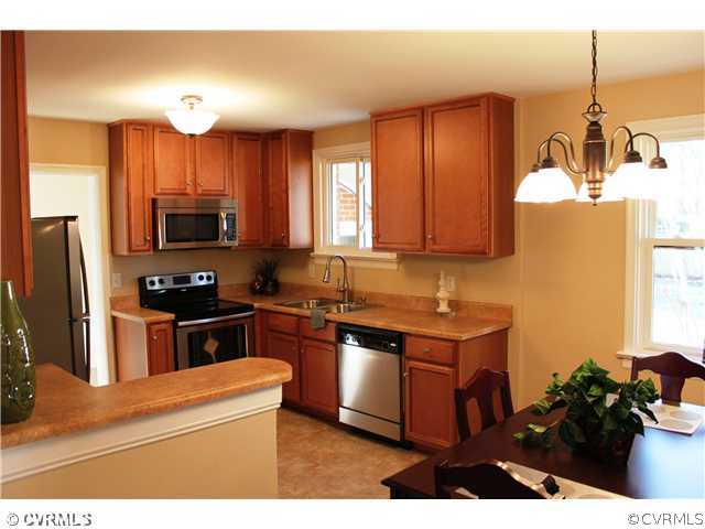 3908 Monida Road Henrico, VA 23294 - Photo 2 of 11 Kitchen