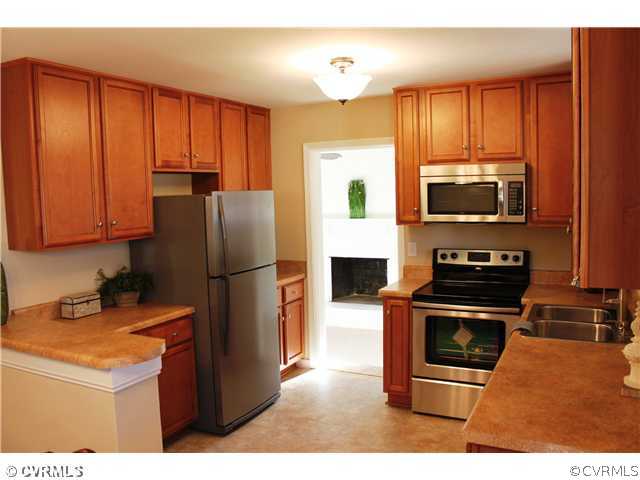3908 Monida Road Henrico, VA 23294 - Photo 10 of 11 Kitchen