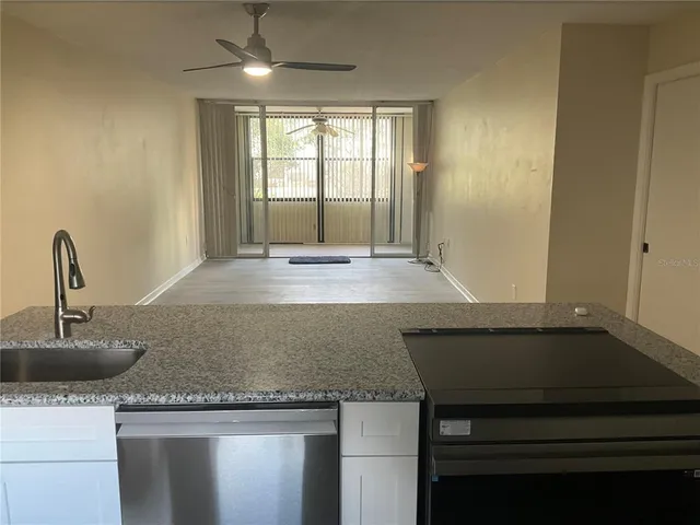$1,900 | 10351 Regal Drive, Unit 10, Largo, FL 33774