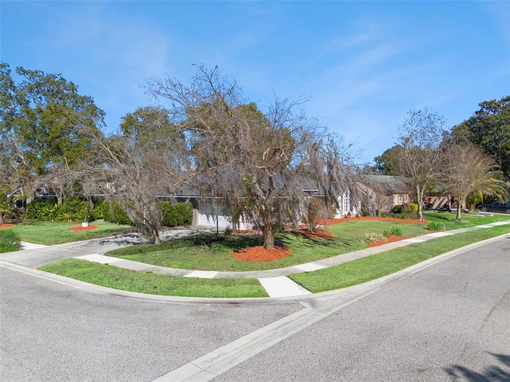 692 Rochester Street Oviedo, FL 32765 - Photo 36 of 49