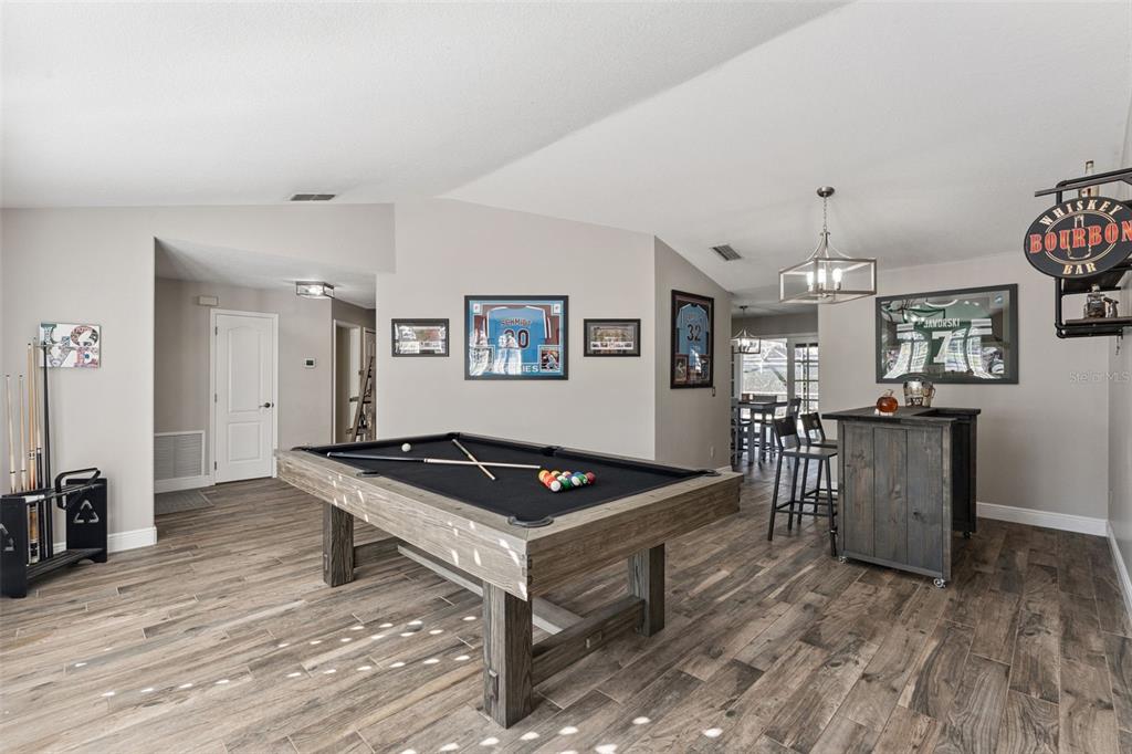 692 Rochester Street Oviedo, FL 32765 - Photo 7 of 49