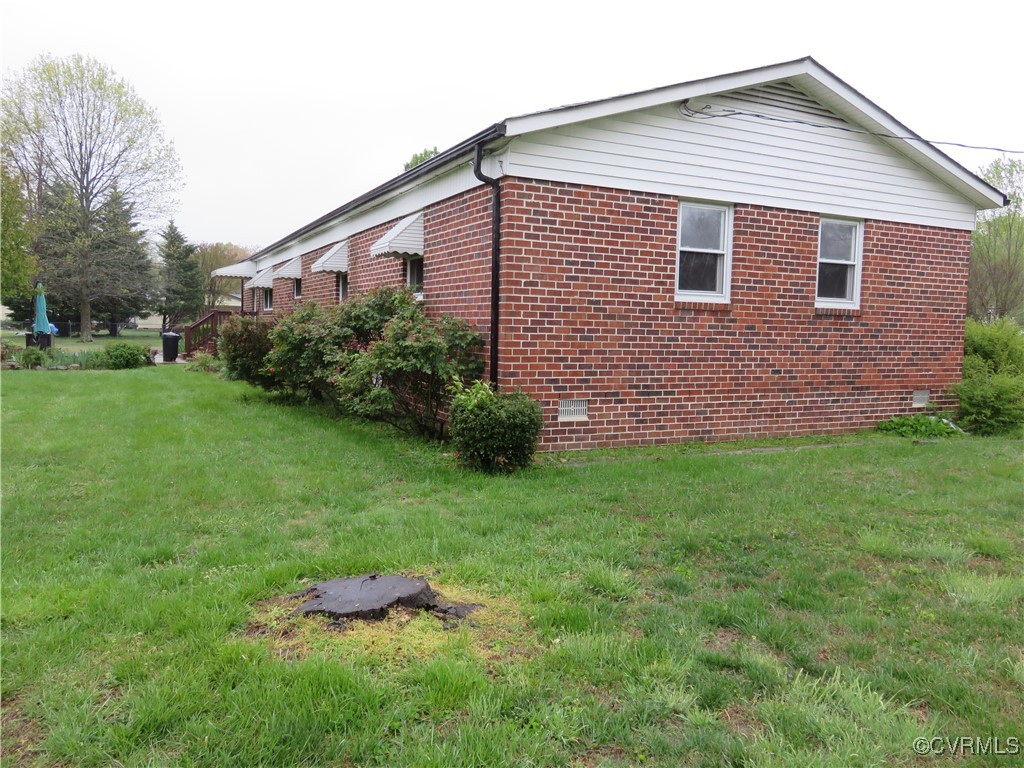 7585 Strath Road Henrico, VA 23231 - Photo 4 of 39
