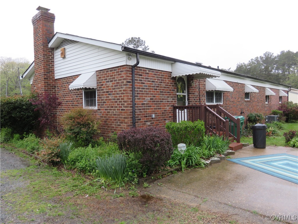 7585 Strath Road Henrico, VA 23231 - Photo 8 of 39