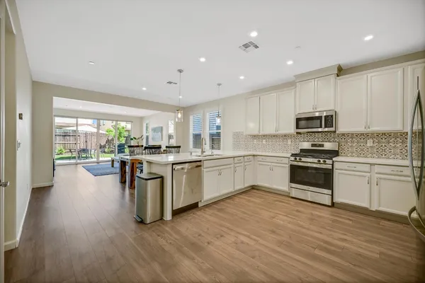 $659,000 | 1056 Luna Drive, Roseville, CA 95747