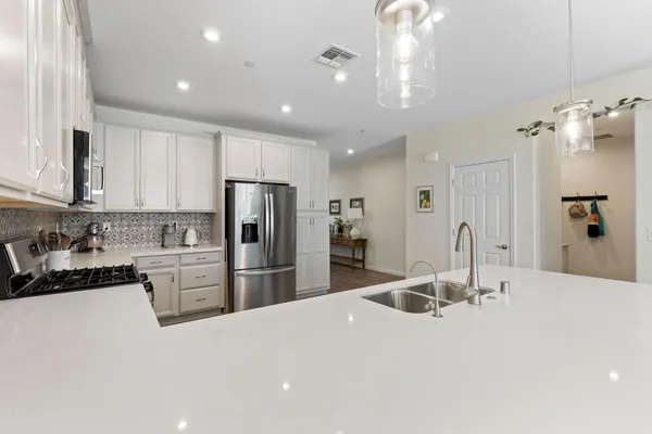 $659,000 | 1056 Luna Drive, Roseville, CA 95747