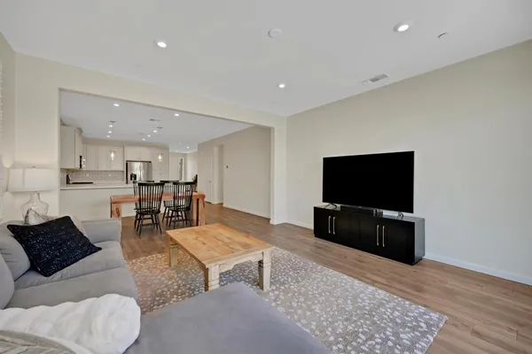 $659,000 | 1056 Luna Drive, Roseville, CA 95747