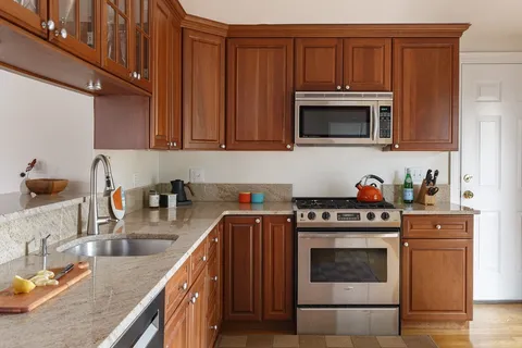 $1,250,000 | 75 Electric Avenue, Unit 2, Somerville, MA 02144