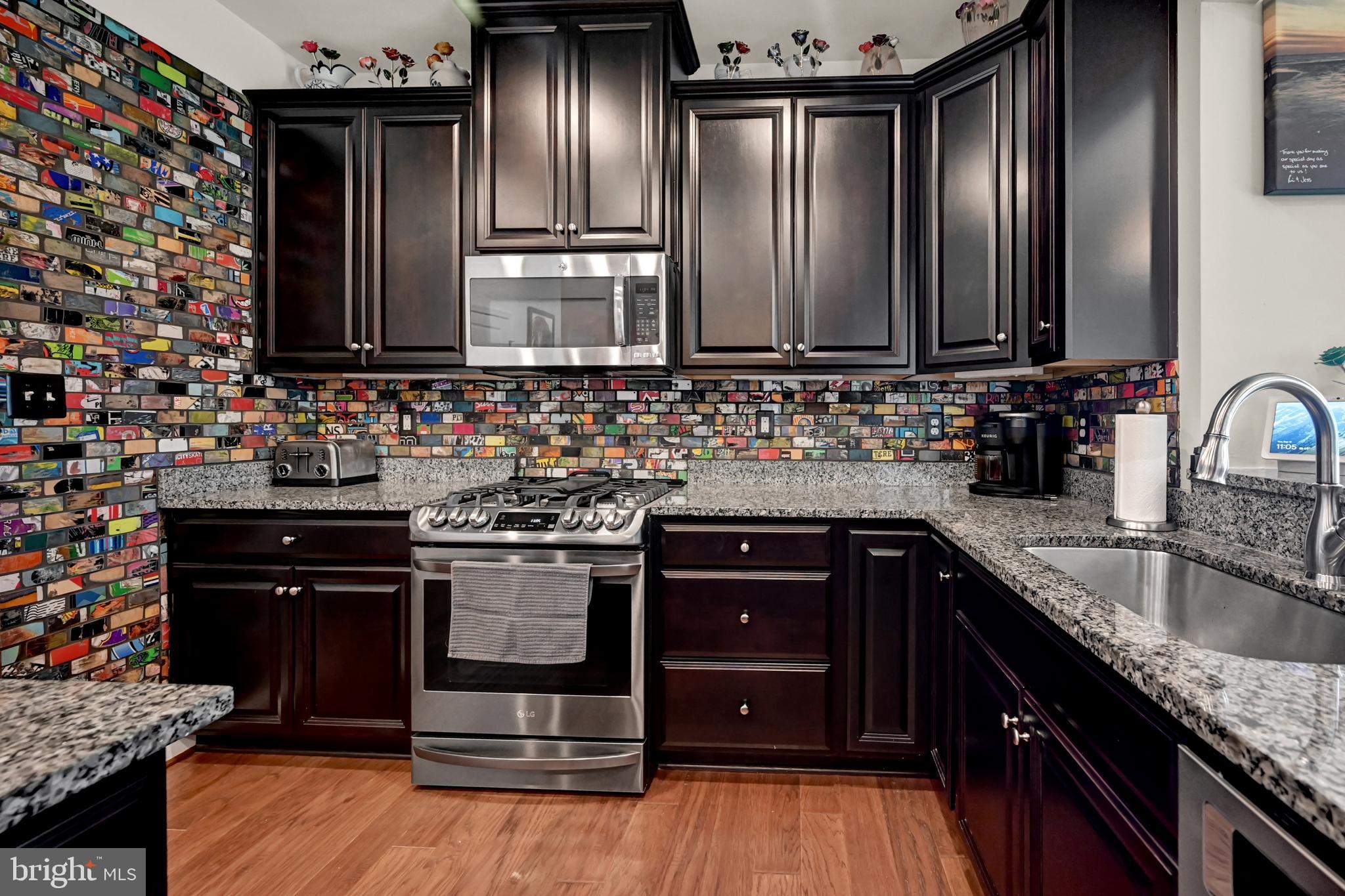 4209 Grandview Road Hanover, PA 17331 - Photo 14 of 49 Custom Backsplash