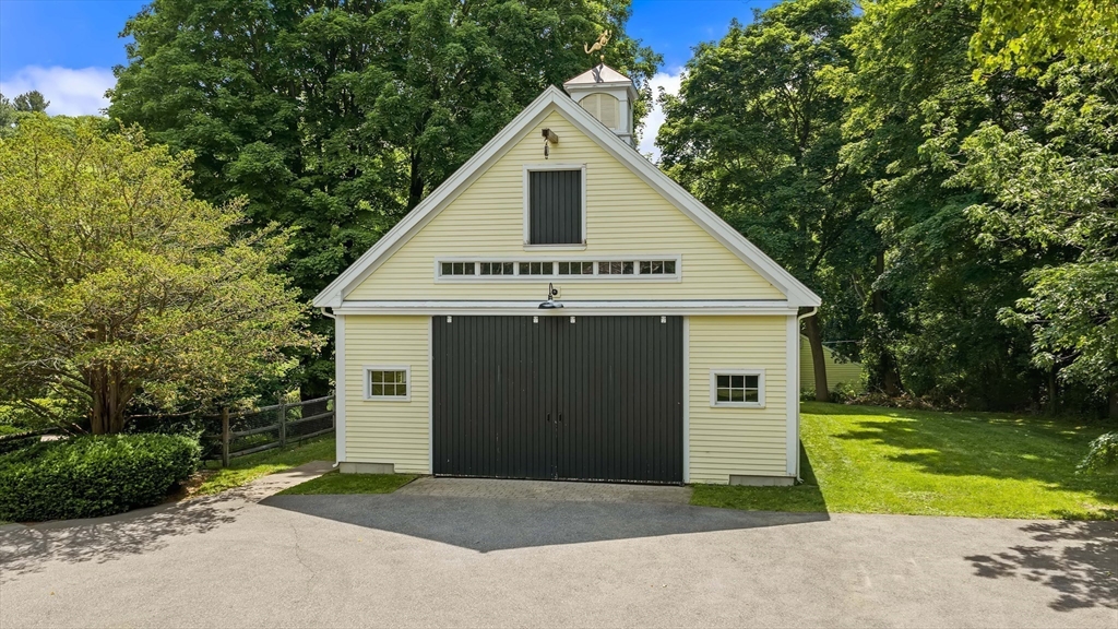 11 Concord Road Wayland, MA 01778 - Photo 28 of 35