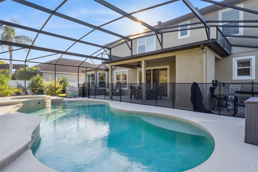 1471 Wescott Loop Winter Springs, FL 32708 - Photo 41 of 57 a view of a swimming pool with sitting area
