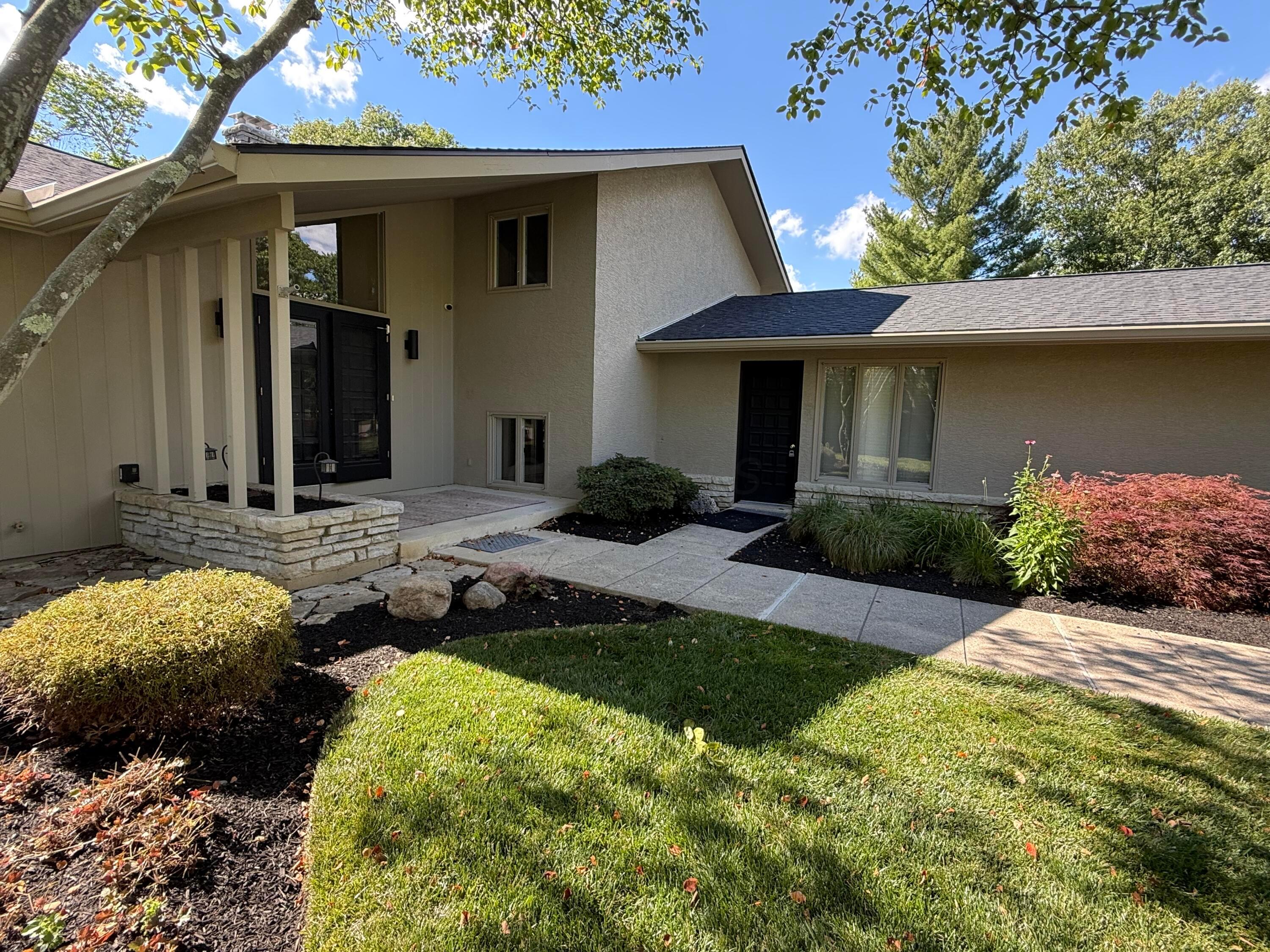 4499 Summit Ridge Road Upper Arlington, OH 43220 - Photo 68 of 76 Welcome to 4499 Summit Ridge Dr