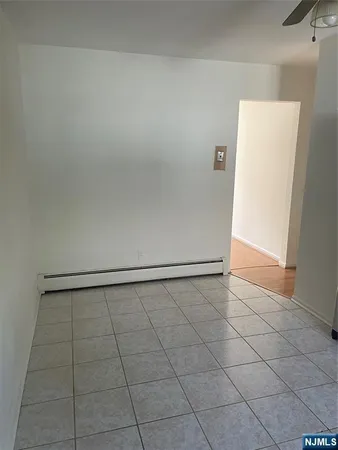 $2,800 | 107 Madison Avenue, Unit 1, Midland Park, NJ 07432