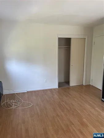 $2,800 | 107 Madison Avenue, Unit 1, Midland Park, NJ 07432