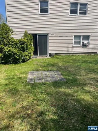 $2,800 | 107 Madison Avenue, Unit 1, Midland Park, NJ 07432