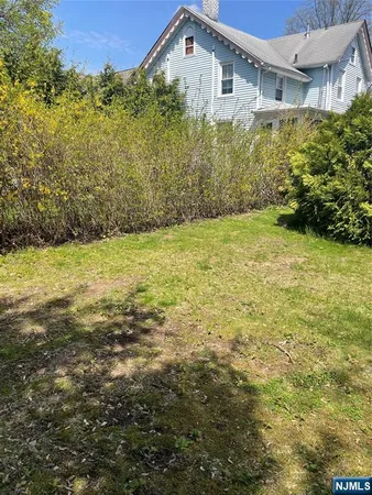 $2,800 | 107 Madison Avenue, Unit 1, Midland Park, NJ 07432