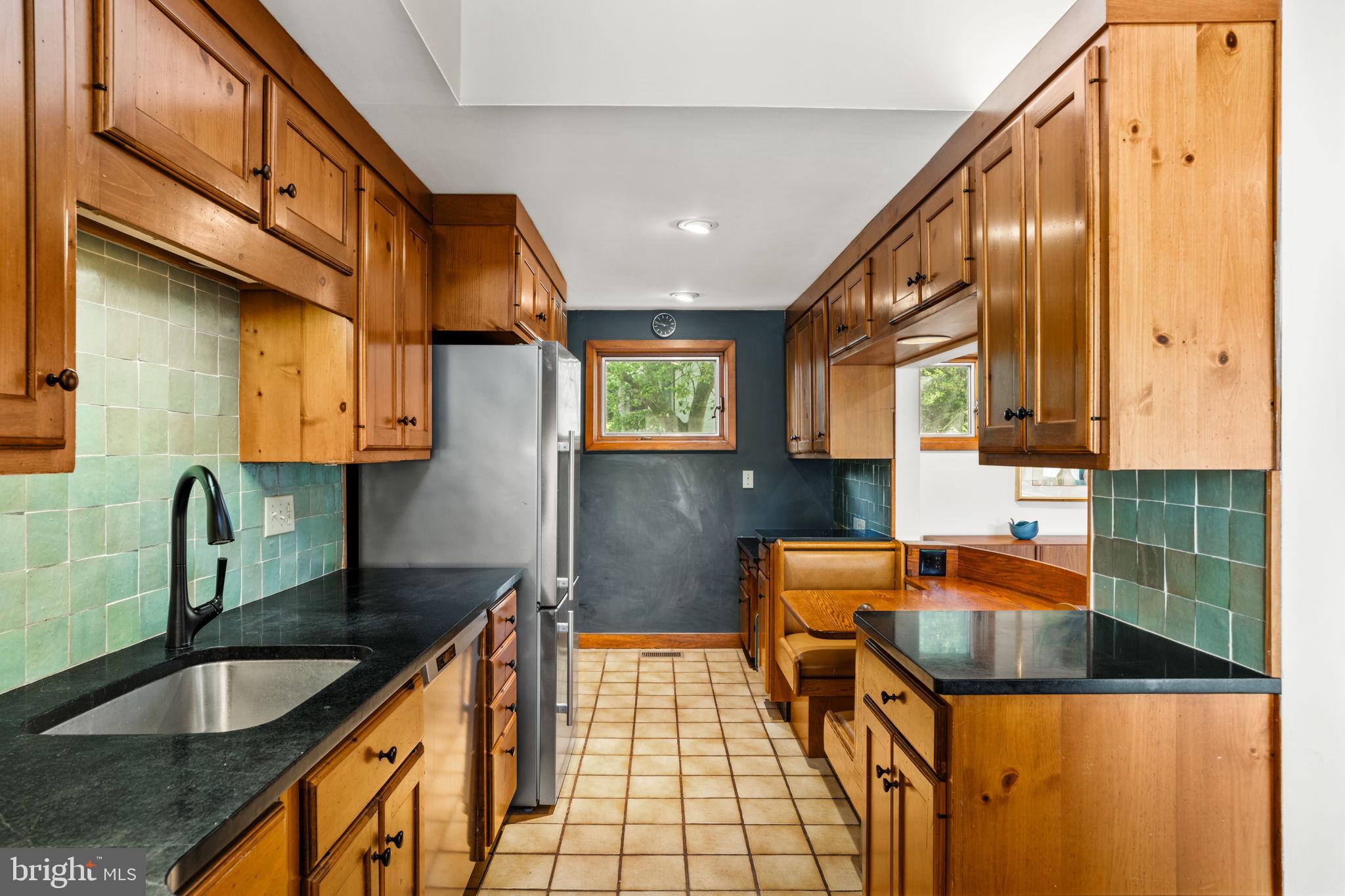 111 Hilltop Road Philadelphia, PA 19118 - Photo 23 of 68