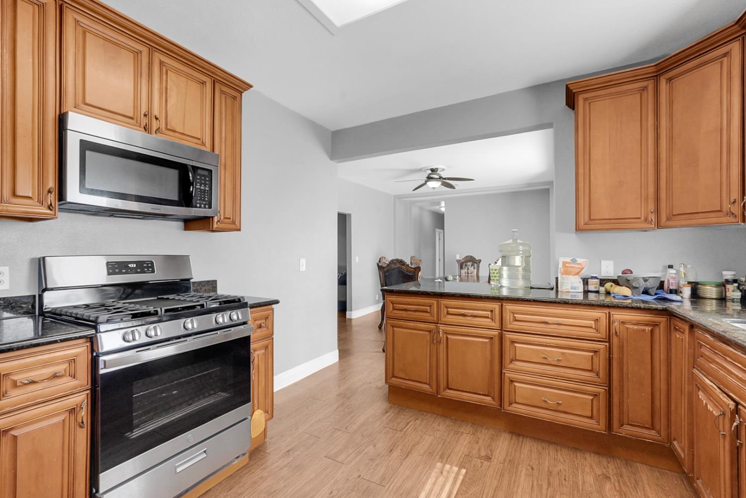 237 Leek Road Modesto, CA 95357 - Photo 11 of 63