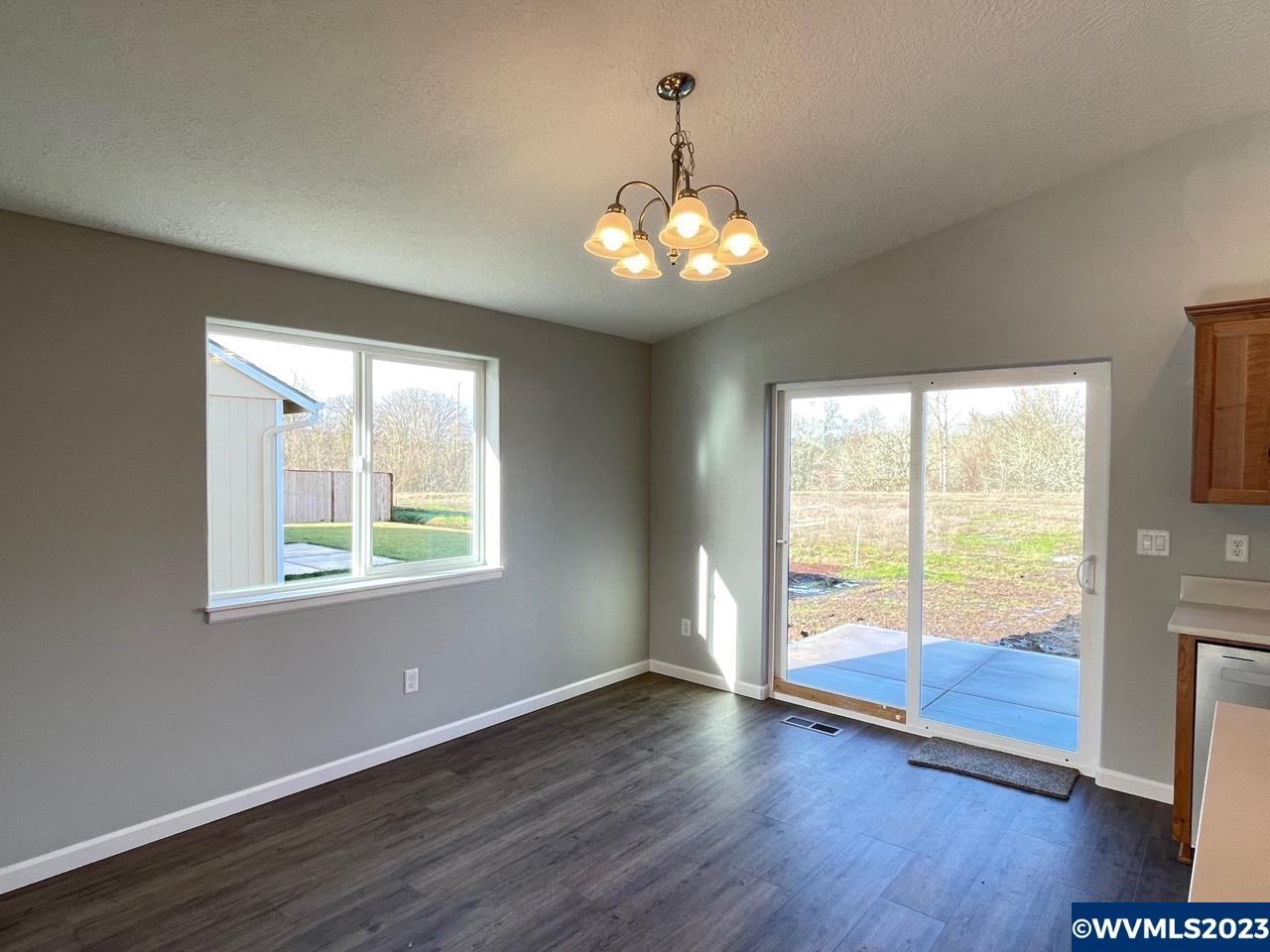 1919 Southwest 13th Avenue Albany, OR 97321 - Photo 15 of 40