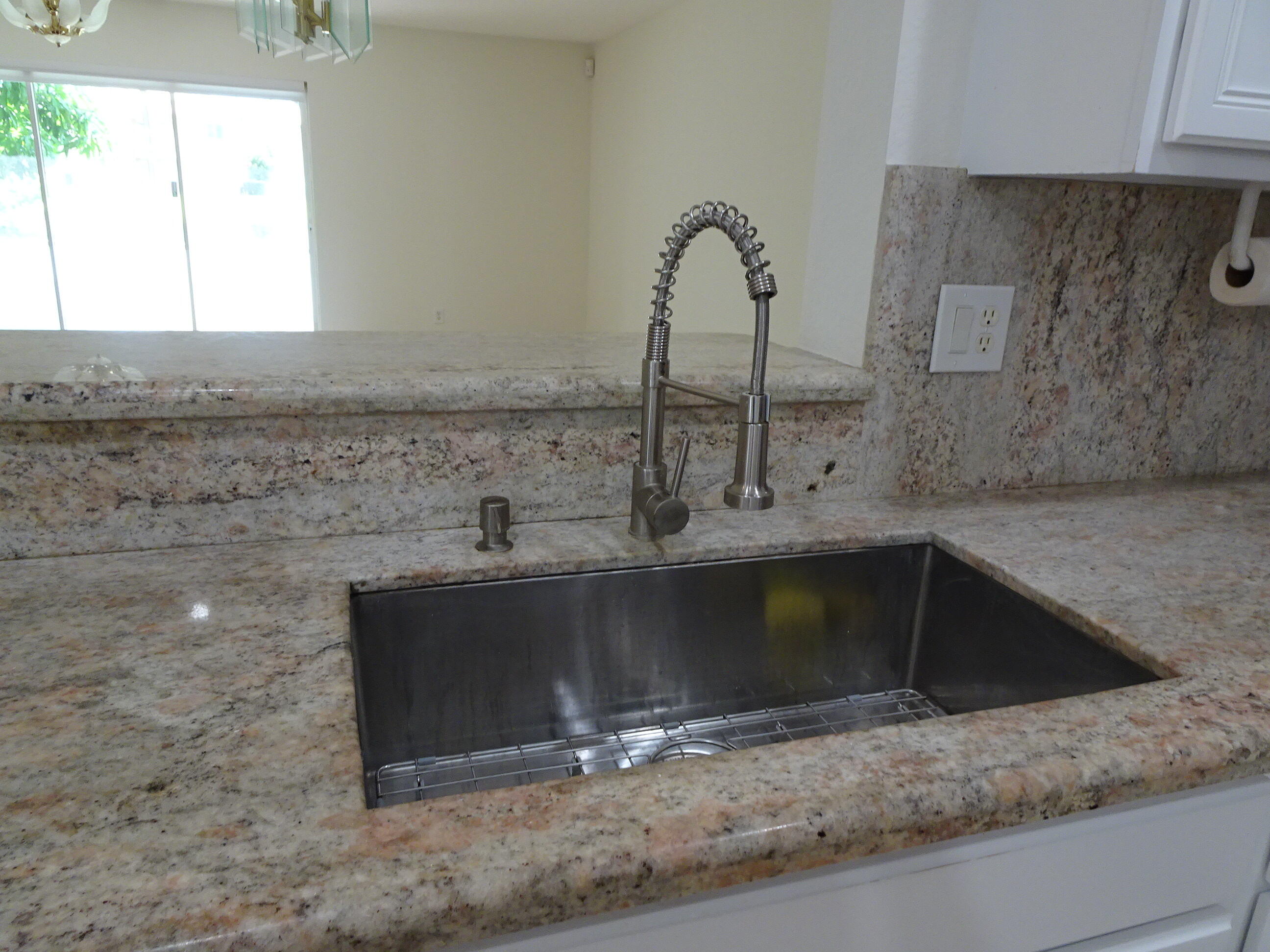 8002 Big Pine Way Riviera Beach, FL 33407 - Photo 6 of 43 DSC01928