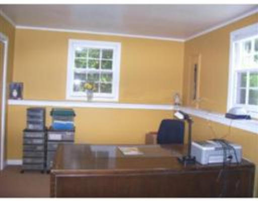 54 Streeter Road Paxton, MA 01612 - Photo 11 of 17 Gallery Image 11