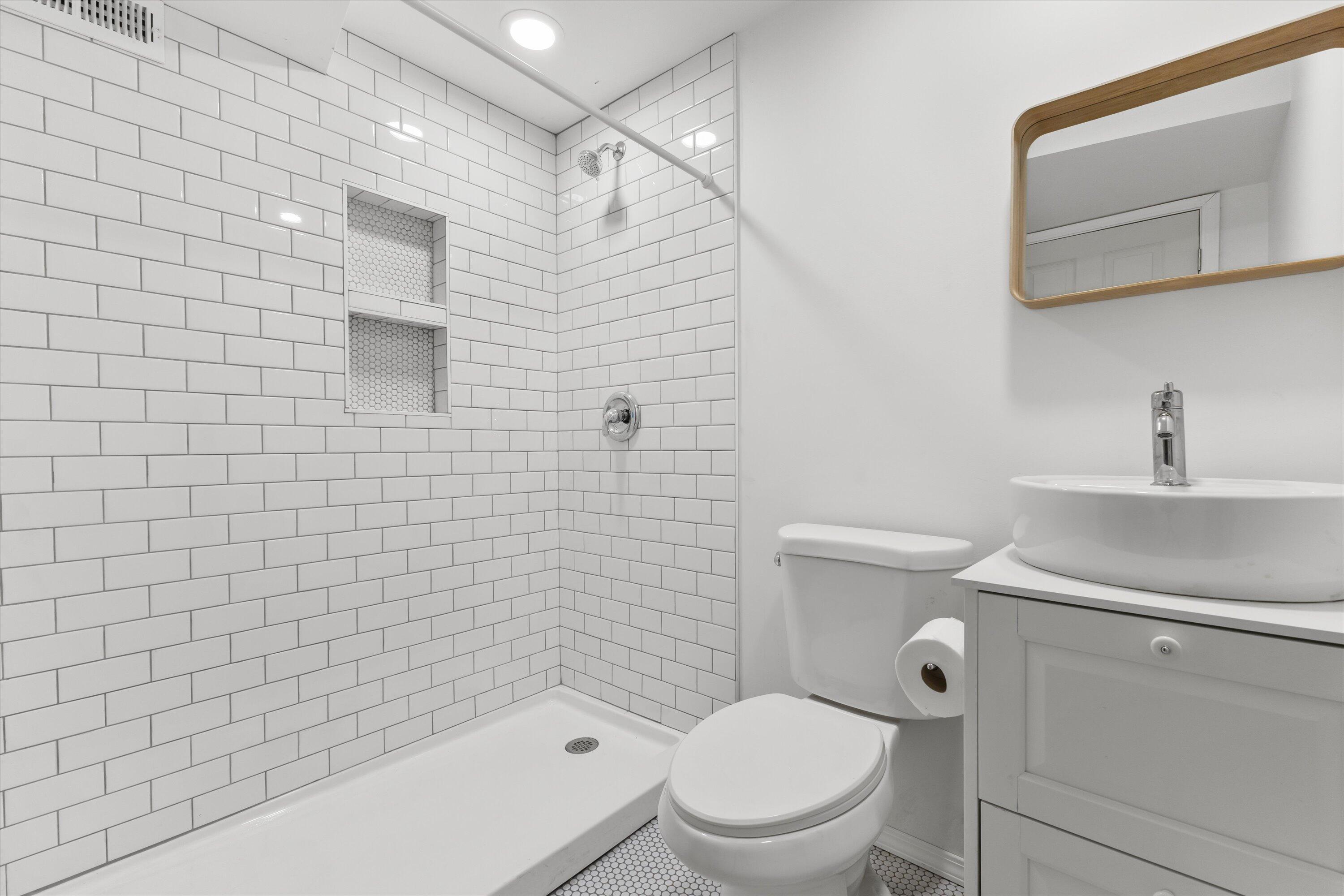 2742 South Greeley Street Milwaukee, WI 53207 - Photo 27 of 34 Lower Bath