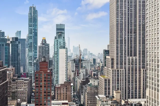 $10,000 | 425 5th Avenue, Unit 47AB | Midtown South