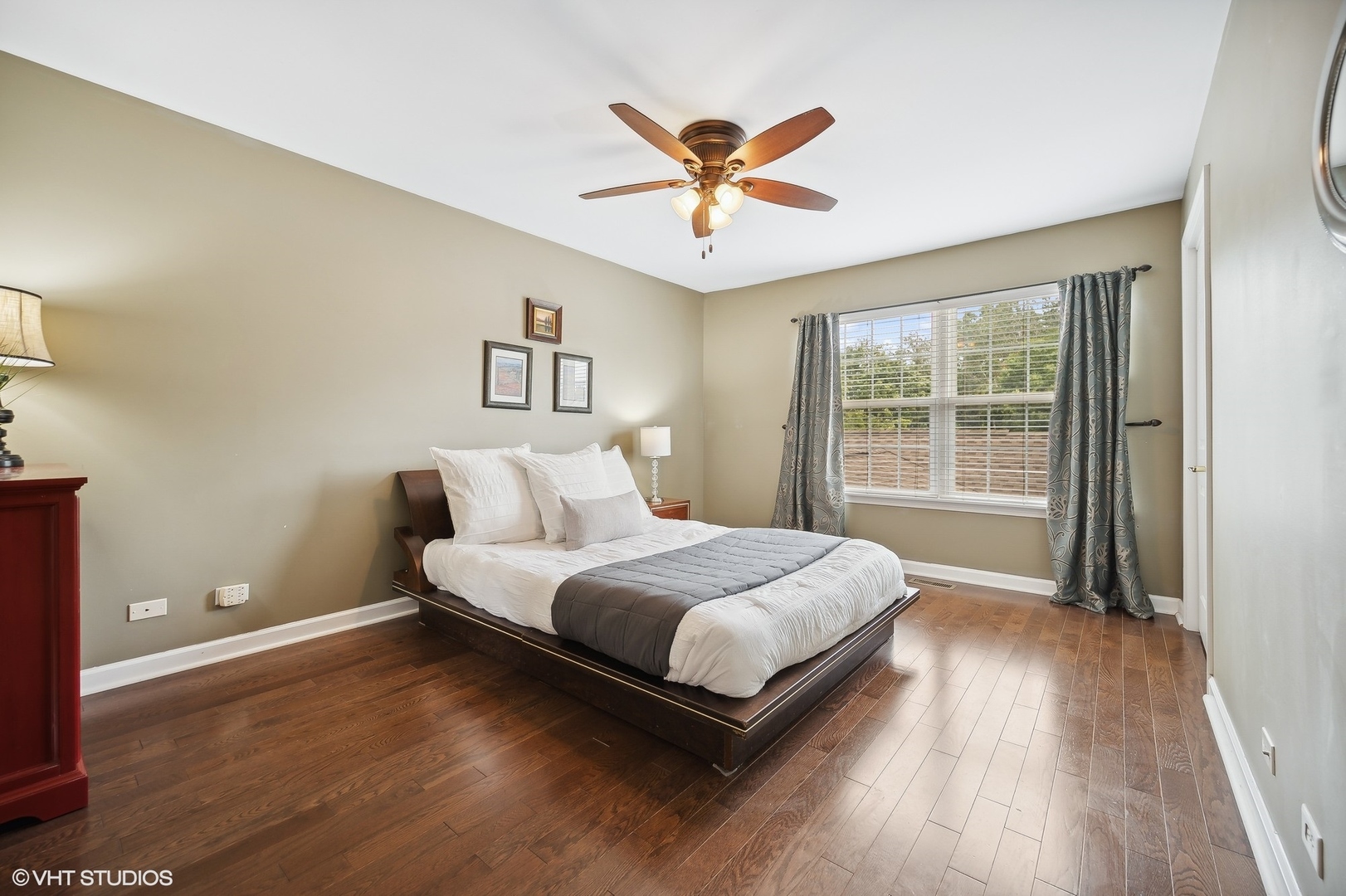 2703 Langley Circle Glenview, IL 60026 - Photo 11 of 23 a bedroom with a bed and window