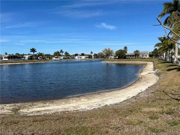 $1,550 | 53 Oceans Boulevard, Unit 53, Naples, FL 34104