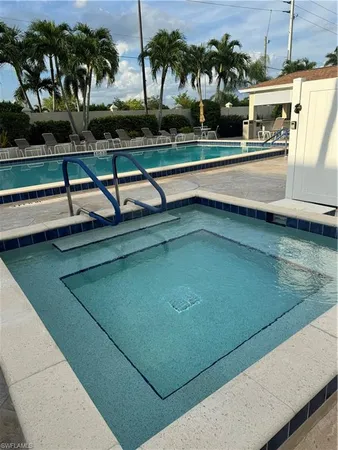 $1,550 | 53 Oceans Boulevard, Unit 53, Naples, FL 34104