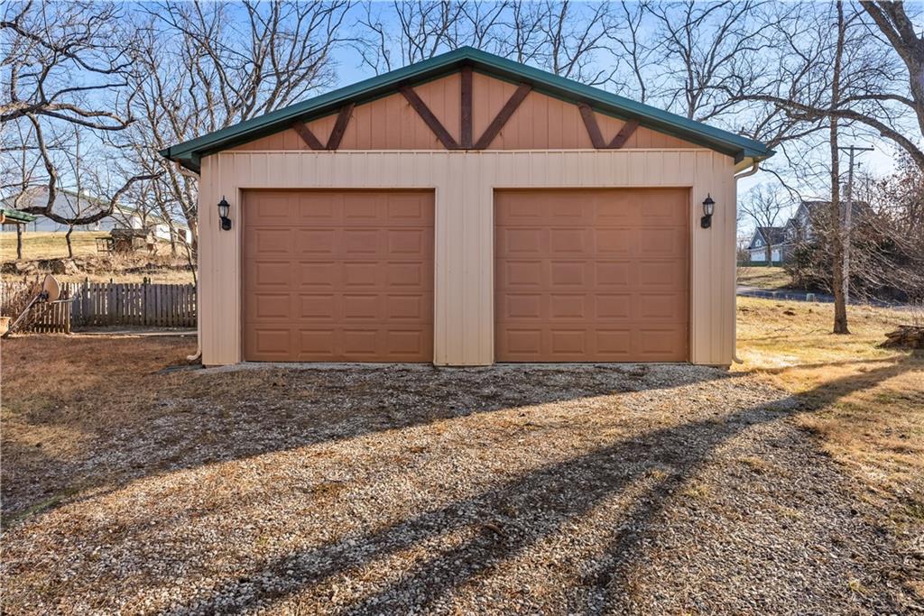 39604 East Easley Road Lee's Summit, MO 64086 - Photo 14 of 40