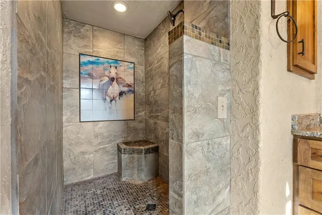 $399,000 | 29604 East Easley Road, Lee's Summit, MO 64086