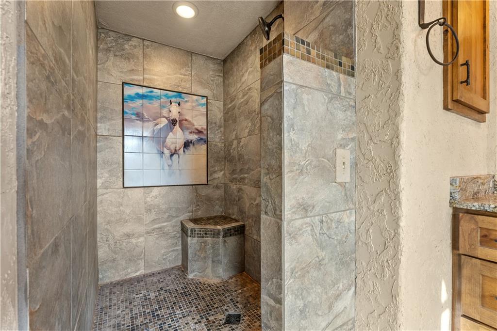 39604 East Easley Road Lee's Summit, MO 64086 - Photo 28 of 40