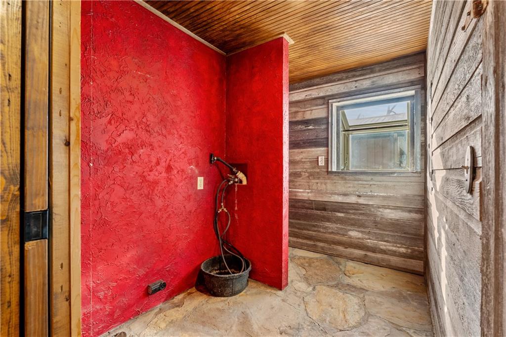 39604 East Easley Road Lee's Summit, MO 64086 - Photo 32 of 40